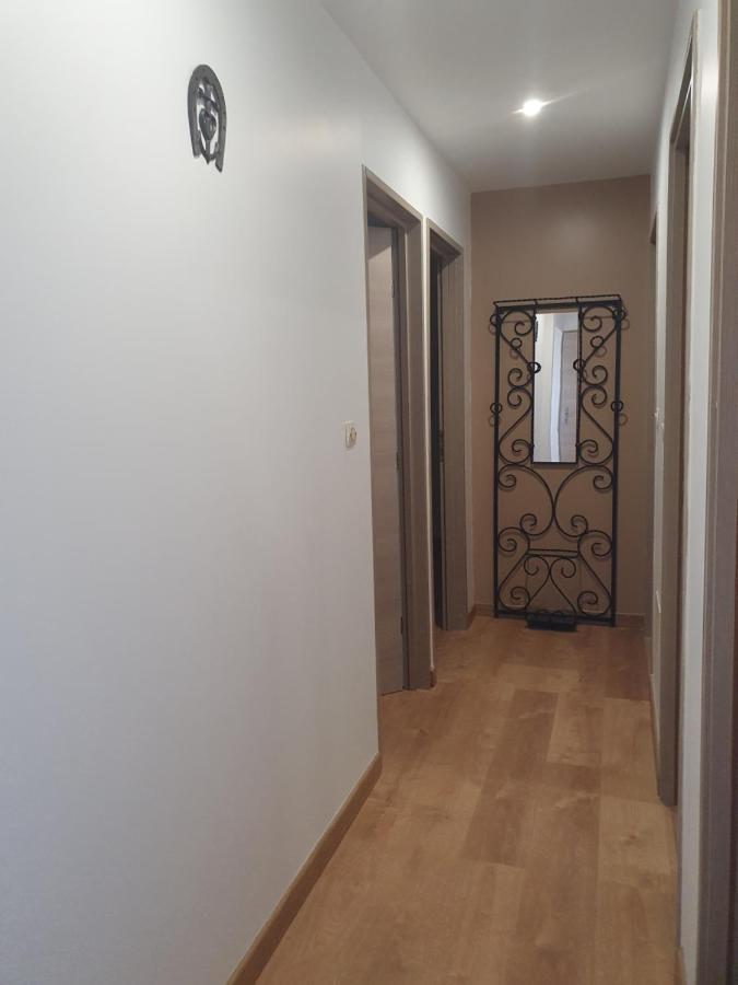 Appartement privé dans maison individuelle Le Grau-du-Roi Extérieur photo