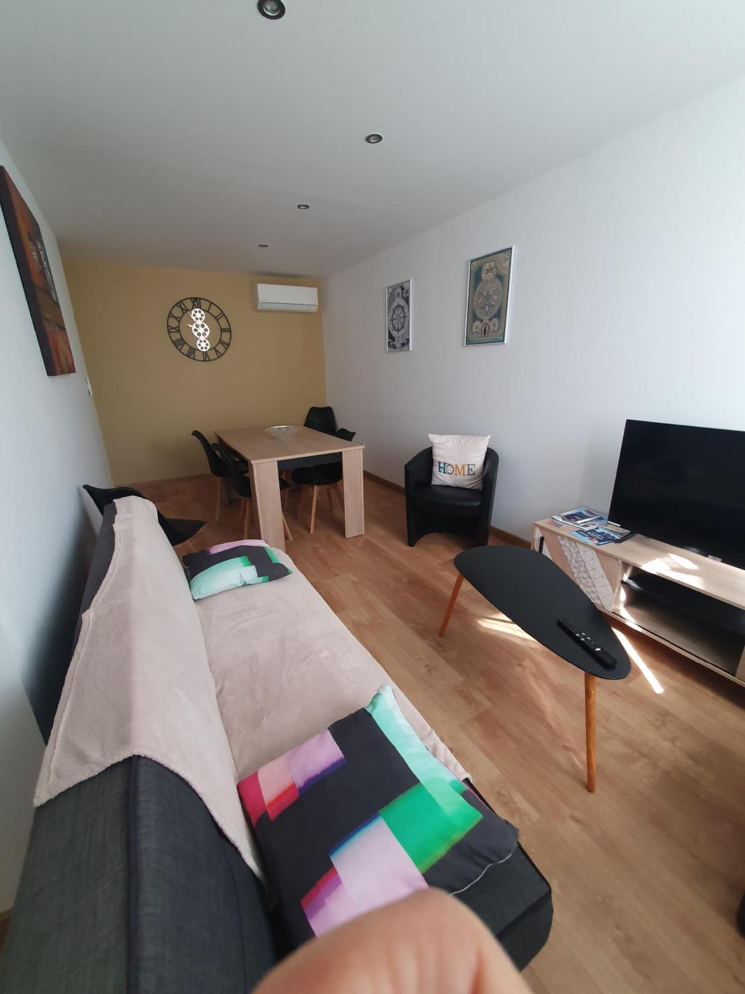 Appartement privé dans maison individuelle Le Grau-du-Roi Extérieur photo